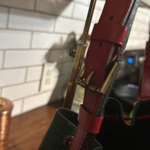 Louis Vuitton red & Borneo green epi petite bucket bag with dust bag - Picture 3 of 16